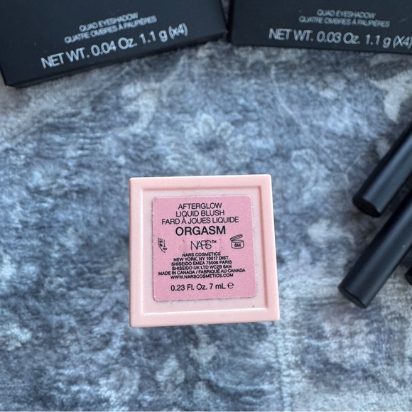 Nars Bundle of Blushes, Eyeshadow Palettes, Eyeshadow Sticks, Bags EUC - Picture 6 of 16